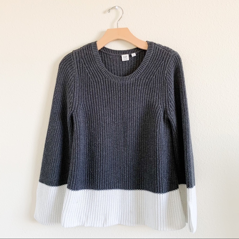 GAP Colorblock Pullover Sweater